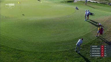 Steele's hole-out birdie to make the cut!