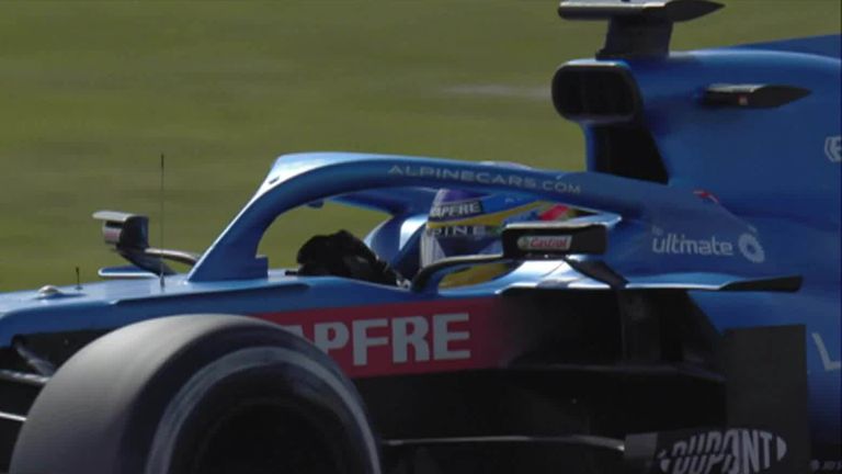Alonso overtakes Ricciardo for ninth