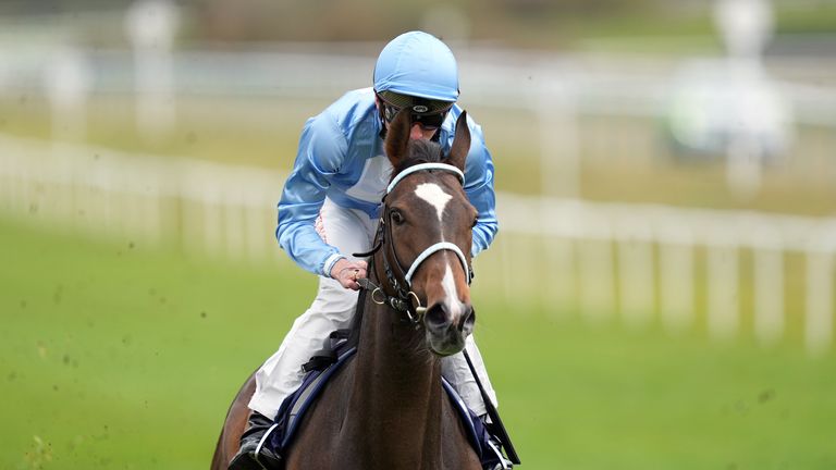 Axana wins at Lingfield under Jason Watson
