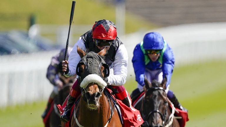 Frankie Dettori riding Falcon Eight wins the Chester Cup