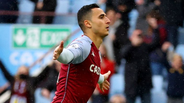 Anwar El Ghazi celebrate after doubling Villa's lead (AP)