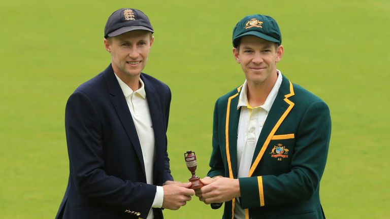 Joe Root and Tim Paine pose with The Ashes urn ahead of 2019 series (AP Newsroom)