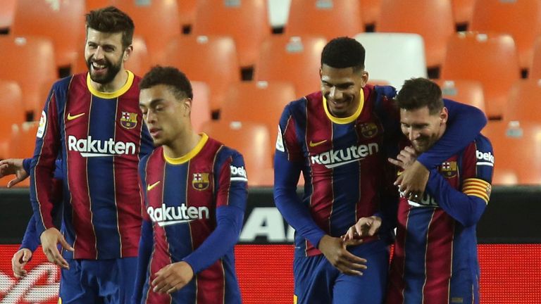 Barcelona brushed off the disappointment of the Granada loss