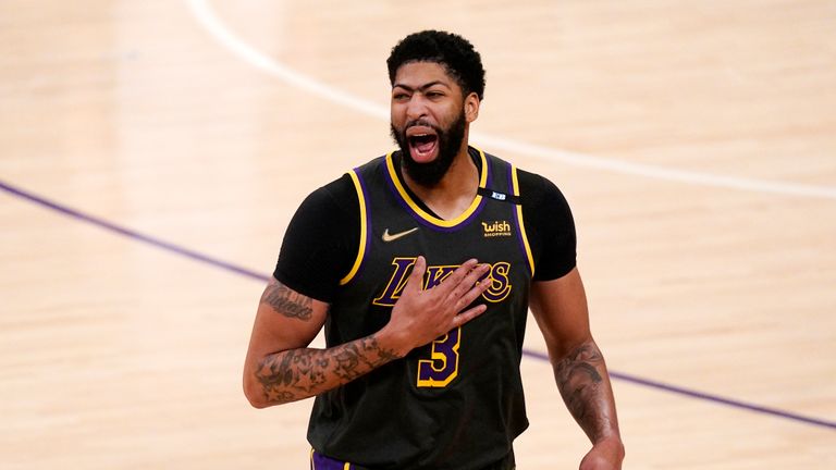 NBA TV&#39;s Jim Jackson and Greg Anthony hailed the performance of Anthony Davis as the Los Angeles Lakers overcame the Denver Nuggets.