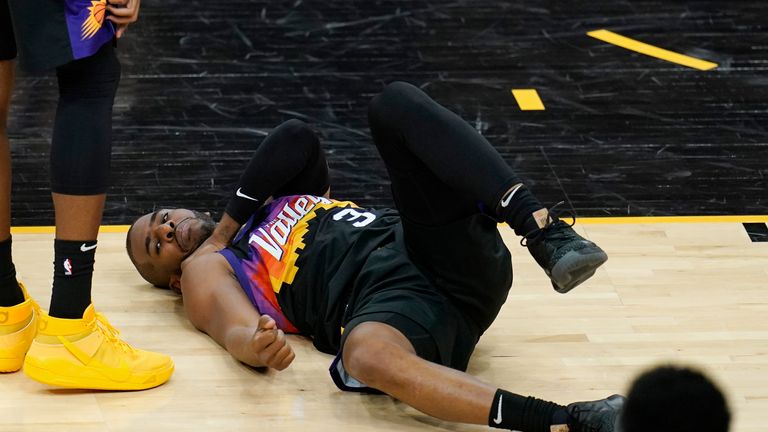 Phoenix head coach Monty Williams is unsure about the extent of Chris Paul&#39;s injury following their Game 1 win over the Los Angeles Lakers.
