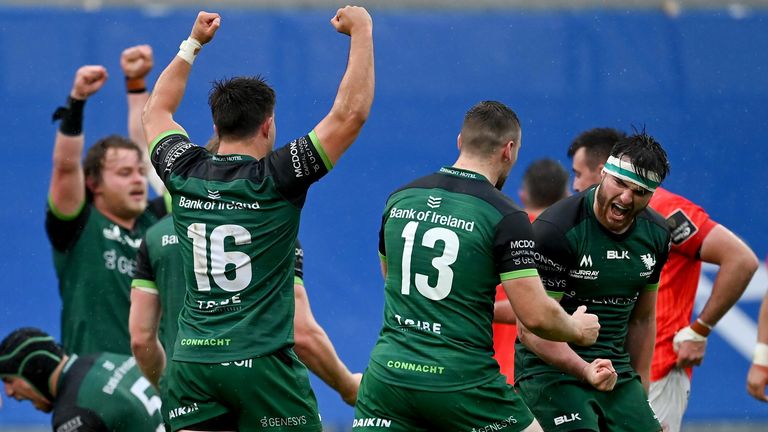 Connacht celebrate after beating Munster