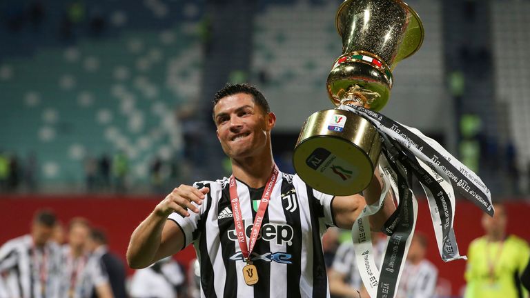 Cristiano Ronaldo lifts the Coppa Italia