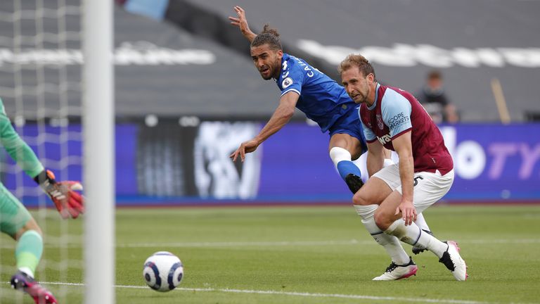 Dominic Calvert-Lewin puts Everton in front