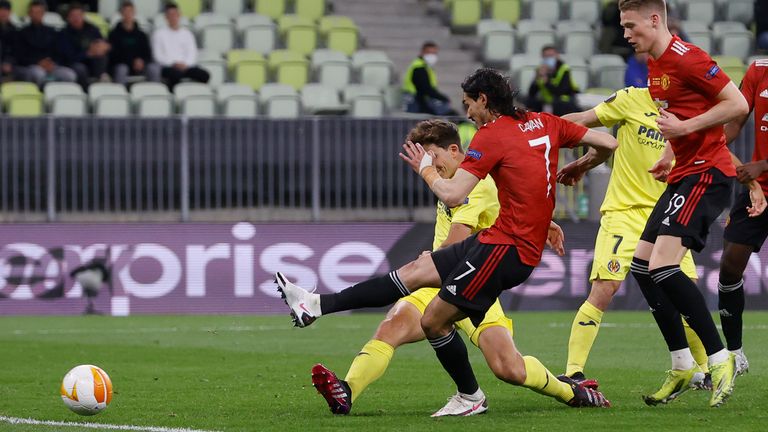 Edinson Cavani strokes home the equaliser on 55 minutes