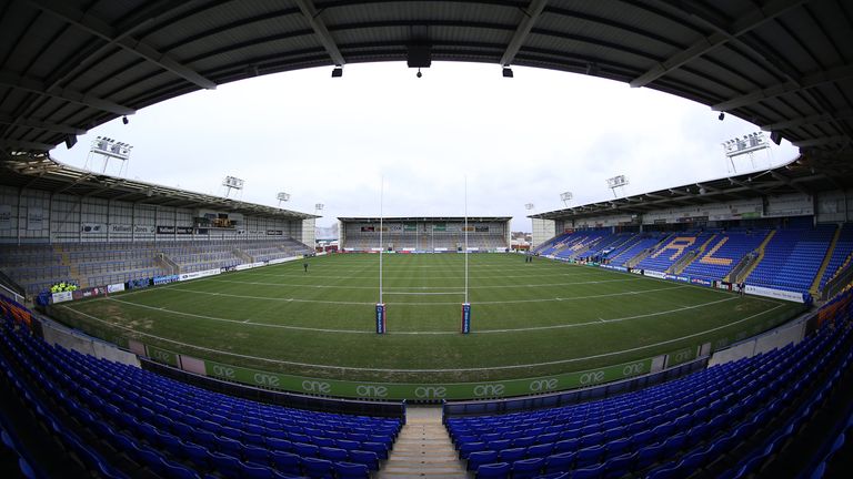 The Halliwell Jones Stadium welcomes back 4,000 fans for the clash between Warrington and Huddersfield