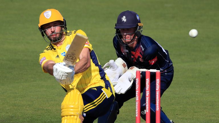 Les espoirs du Hampshire pourraient reposer sur leur capitaine James Vince, qui vise un doublé limité à Edgbaston