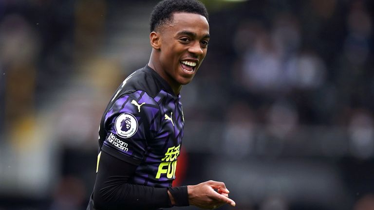 Joe Willock celebrates his opener against Fulham