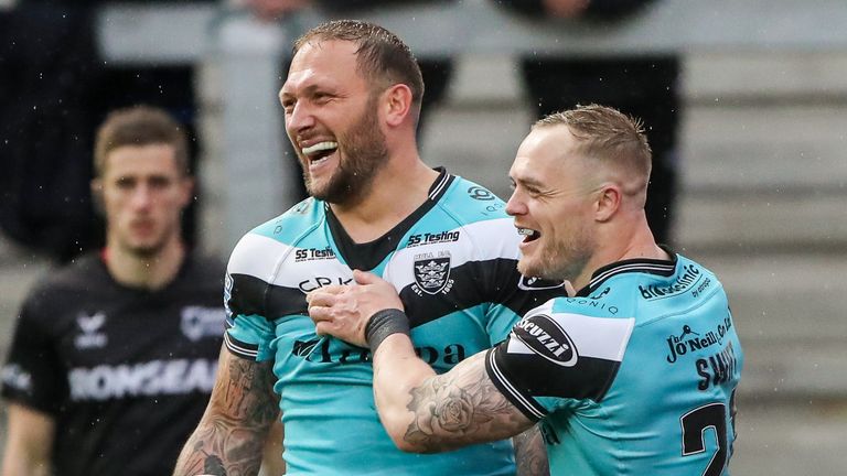 Picture by Alex Whitehead/SWpix.com - 23/05/2021 - Rugby League - Betfred Super League - Leeds Rhinos v Hull FC - Emerald Headingley Stadium, Leeds, England - Hull FC's Josh Griffin celebrates with Adam Swift after scoring a try.