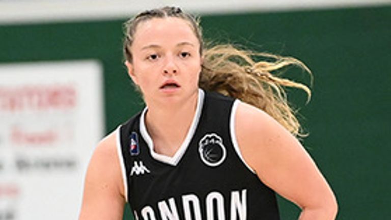 Kennedy Leonard starred yet again for the Lions. Image: WBBL