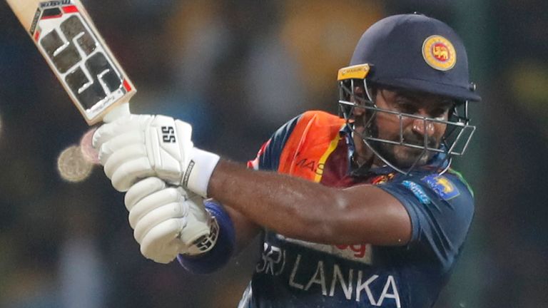 Le capitaine de l'ODI au Sri Lanka, Kusal Perera, est l'un des acteurs à refuser un contrat `` injuste ''