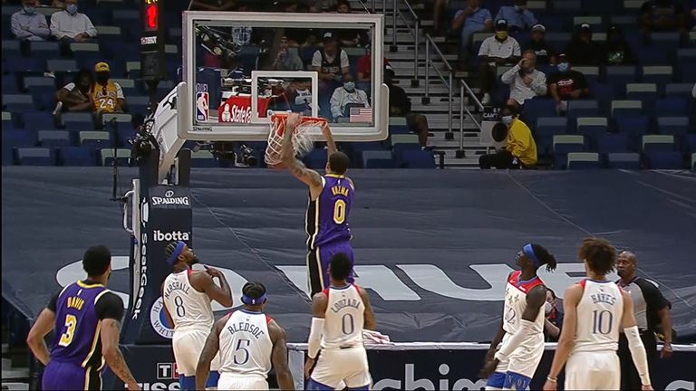 Kyle Kuzma dunk