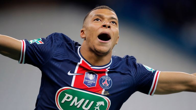 Kylian Mbappe celebrates during PSG&#39;s French Cup triumph