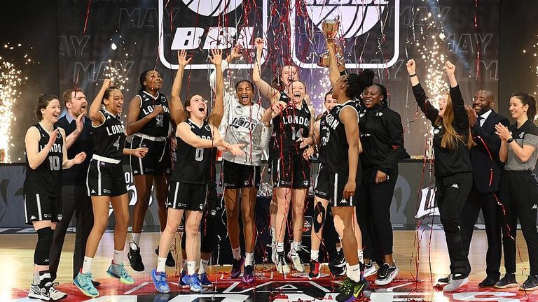The London Lions lift the WBBL play-off trophy after seeing off the Newcastle Eagles. Image: WBBL 