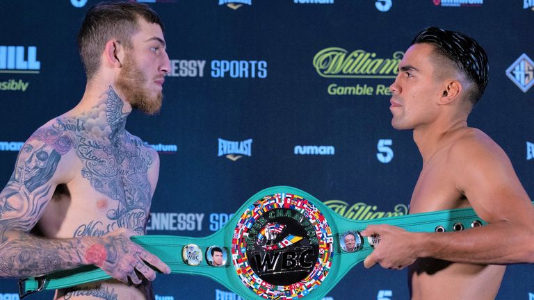 Sam Eggington, Carlos Molina 