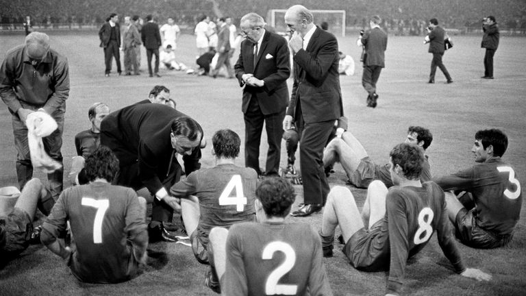 Sir Matt Busby and his assistant Jimmy Murphy (left) during the 1968 European Cup final 