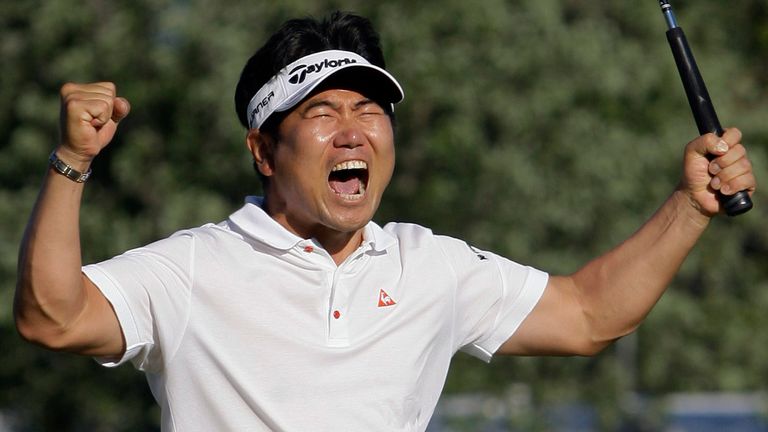 Y.E. Yang, of South Korea, celebrates after winning  the 91st PGA Championship at the Hazeltine National Golf Club in Chaska, Minn., Sunday, Aug. 16, 2009. (AP Photo/Morry Gash)