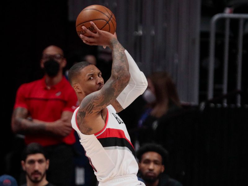 Jokic scores 38, Nuggets beat Blazers 128-109 to even series - The