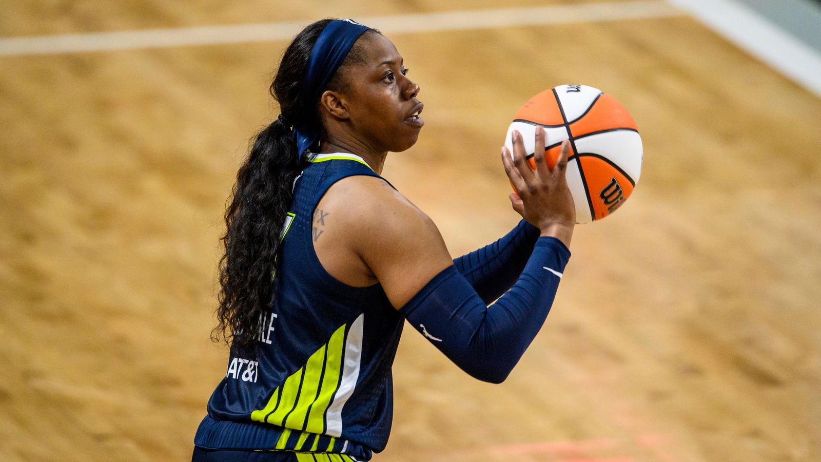 WNBA roundup Dallas Wings' Arike Ogunbowale hits gamewinning three