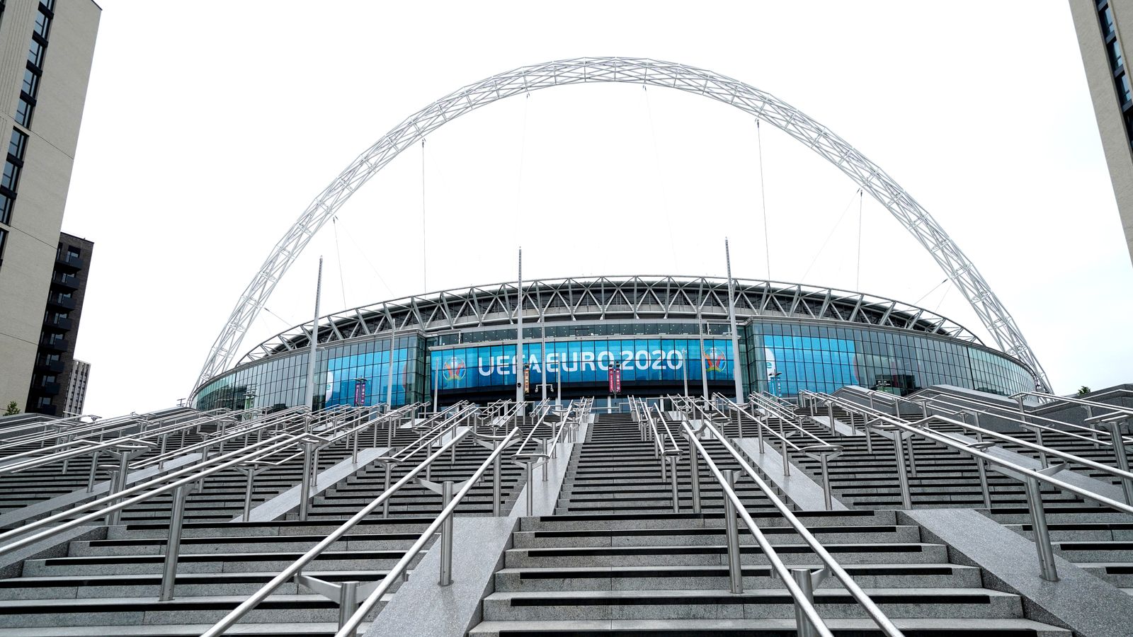 Wembley pilot events: Eight positive coronavirus cases recorded among fans who attended FA Cup and Carabao Cup matches