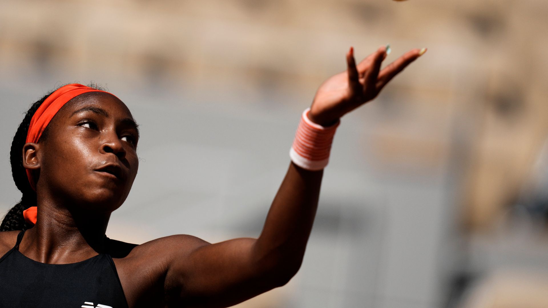 Gauff beaten in French Open quarter-finals