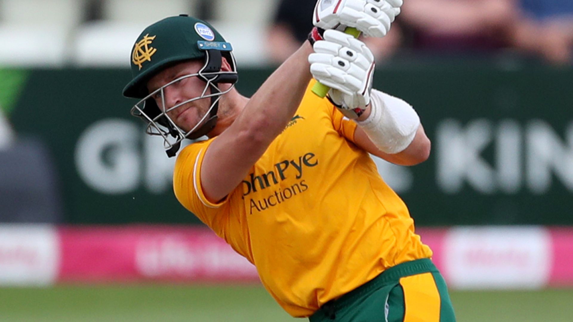 Cracking Clarke century crushes Northants