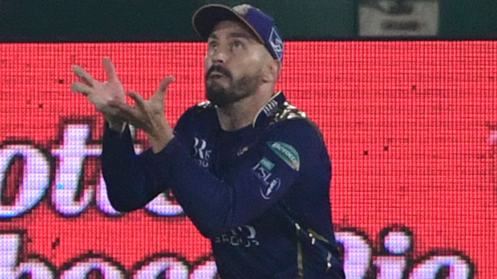 Du Plessis has memory loss after concussion but recovering well