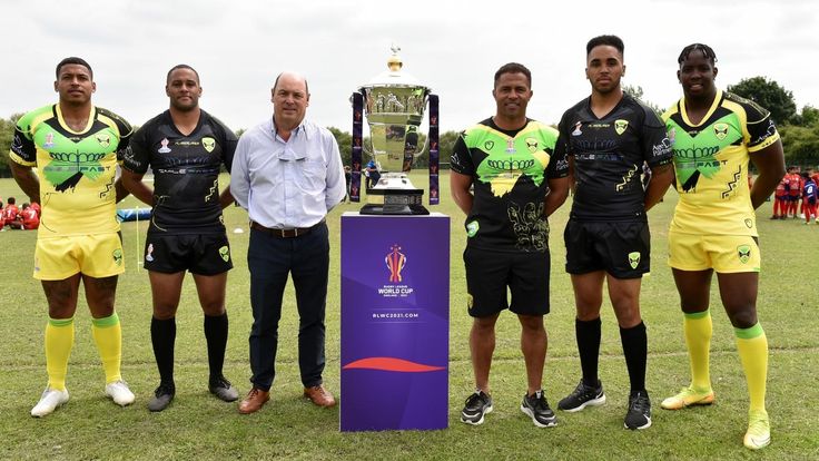 Leeds Rhinos Foundation join forces with JRLA to launch the Age Partnership Schools Cup and re-launch Chapeltown Cougars.