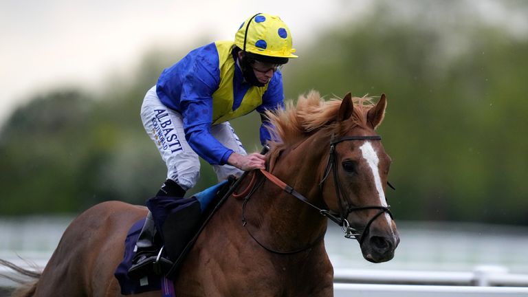 Dream of Dreams wins the Leisure Stakes at Windsor