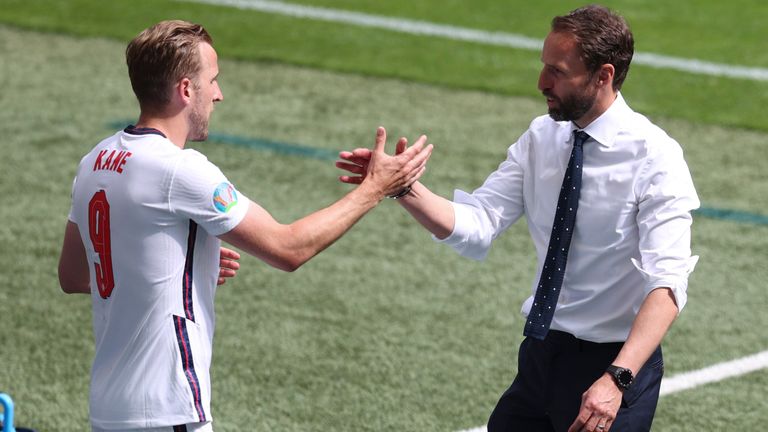 Gareth Southgate and Harry Kane celebrate after England&#39;s win over Croatia