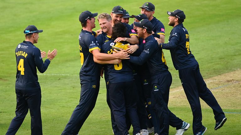 Timm van der Gugten kept his cool as Glamorgan secured a thrilling one-run victory over Surrey at Cardiff