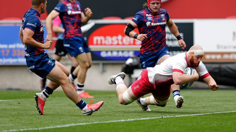 James Chisholm scores for Quins