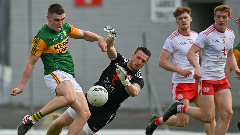 Kerry hammered Tyrone on Saturday evening, 6-15 to 1-14