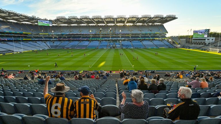 3,000 fans were permitted to attend