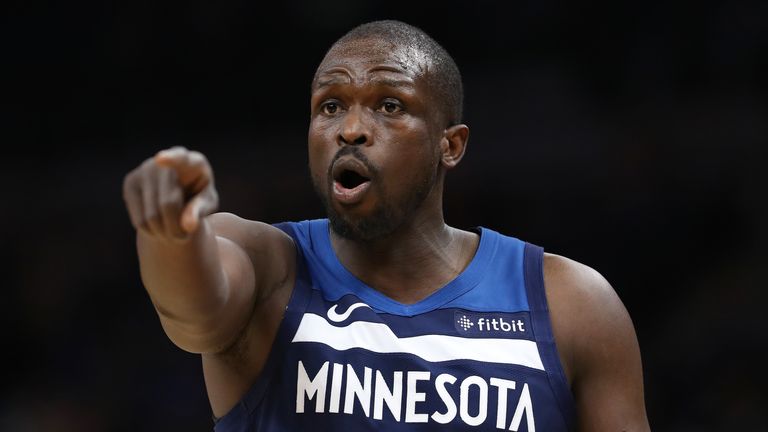 Two-time NBA All-Star Luol Deng has featured in the Queen&#39;s birthday honours list.