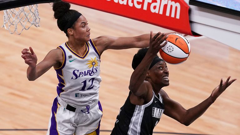 Highlights of the regular season game between the Los Angeles Sparks and the Minnesota Lynx in the WNBA.