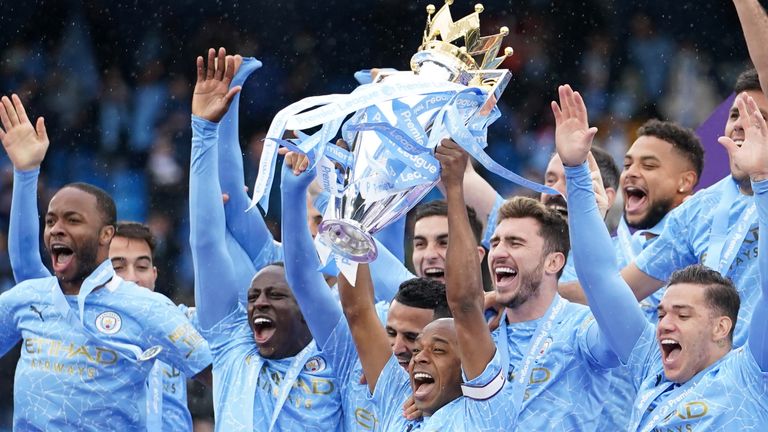 Manchester City a remporté son cinquième titre de Premier League en 2021.