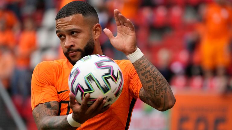 Memphis Depay in action for the Netherlands against Georgia