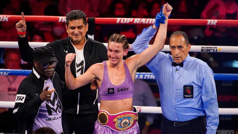 Mikaela Mayer stays unbeaten with unanimous decision win over