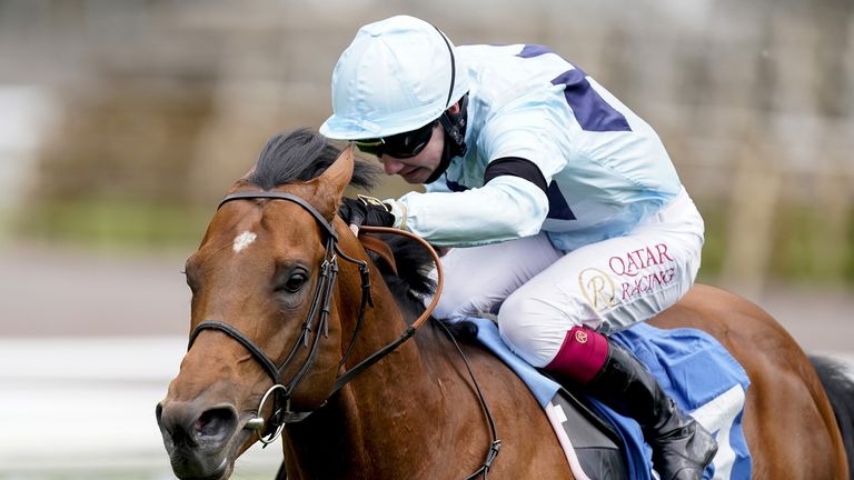 Oisin Murphy wins the Duke of York Clipper Logistics Stakes on board Ed Walker's Starman