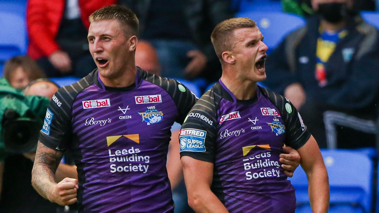 Super League: Leeds Rhinos hold out to end Warrington Wolves’ winning run with 22-16 victory