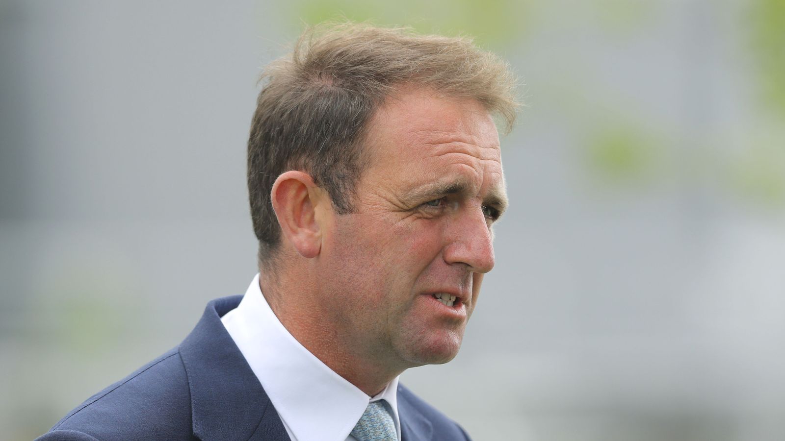Good begin for Charlie Appleby as Manobo strikes in Paris