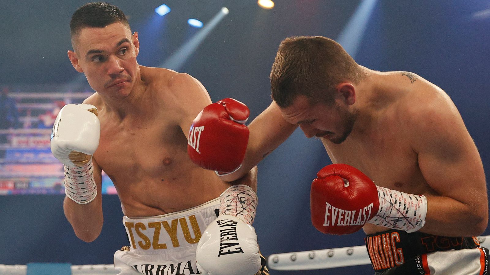Tim Tszyu KOs Steve Spark in Australia to claim Commonwealth gold and continue ascent in super-welterweight division Boxing News Sky Sports