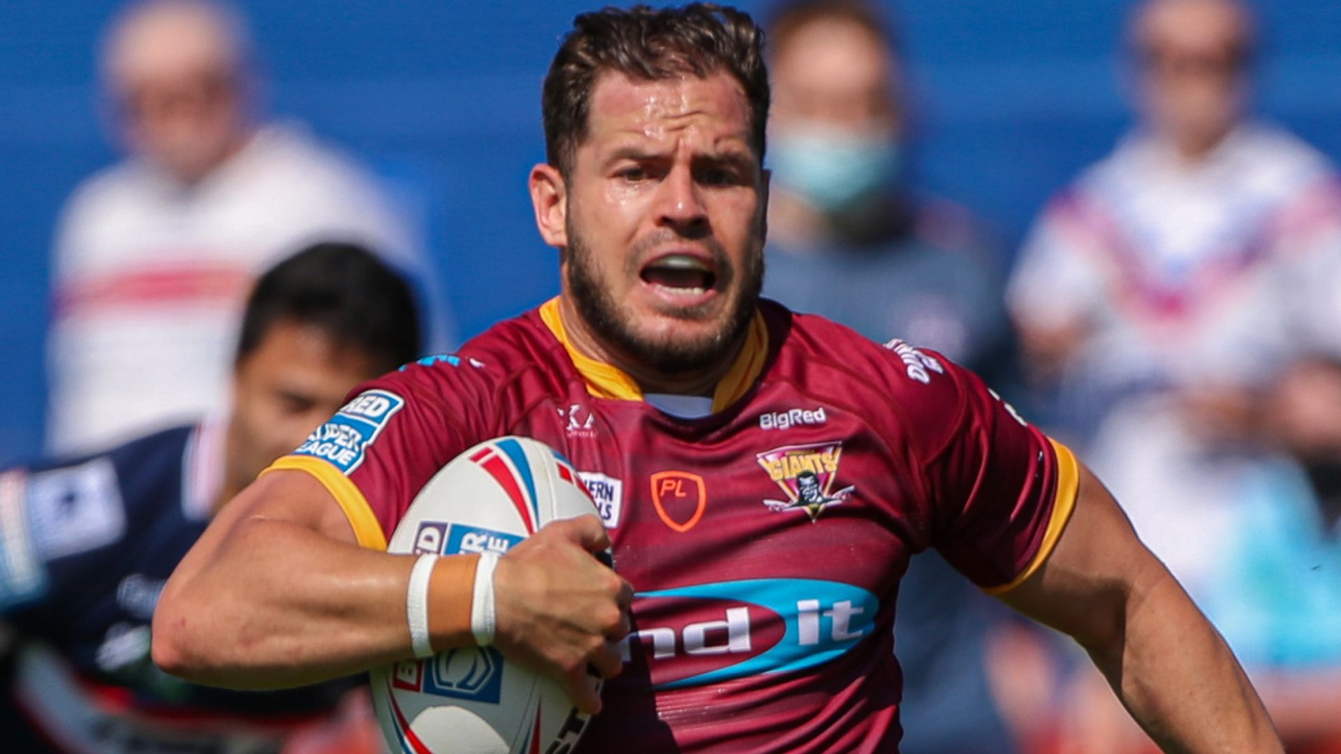 Sezer to join Leeds from Huddersfield