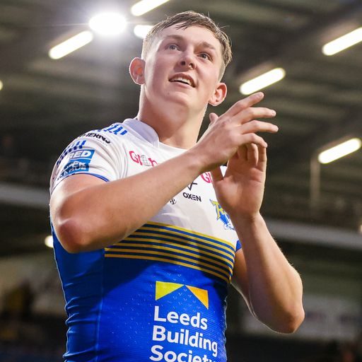 Broadbent's four tries seal Rhinos win over Leigh