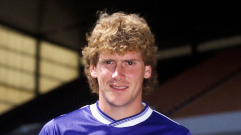 SEASON 1984/1985.RANGERS.Ally Dawson.